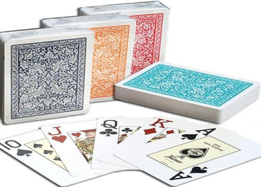 Póker marcado de las tarjetas de Fournier 2818 plásticos lavables para el entretenimiento